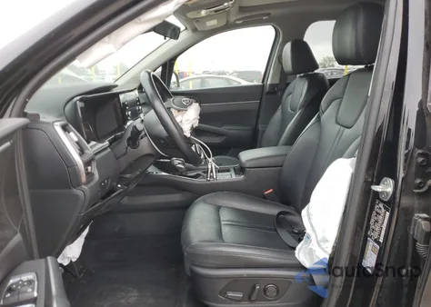 2021 Kia Sorento S z USA, uszkodzony, nr VIN 5XYRL4LC0MG004058